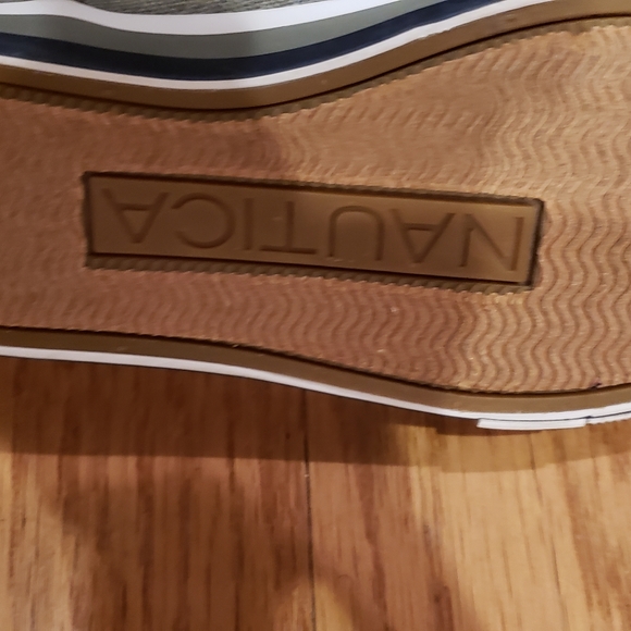 Shoes - Picture 3 of 3